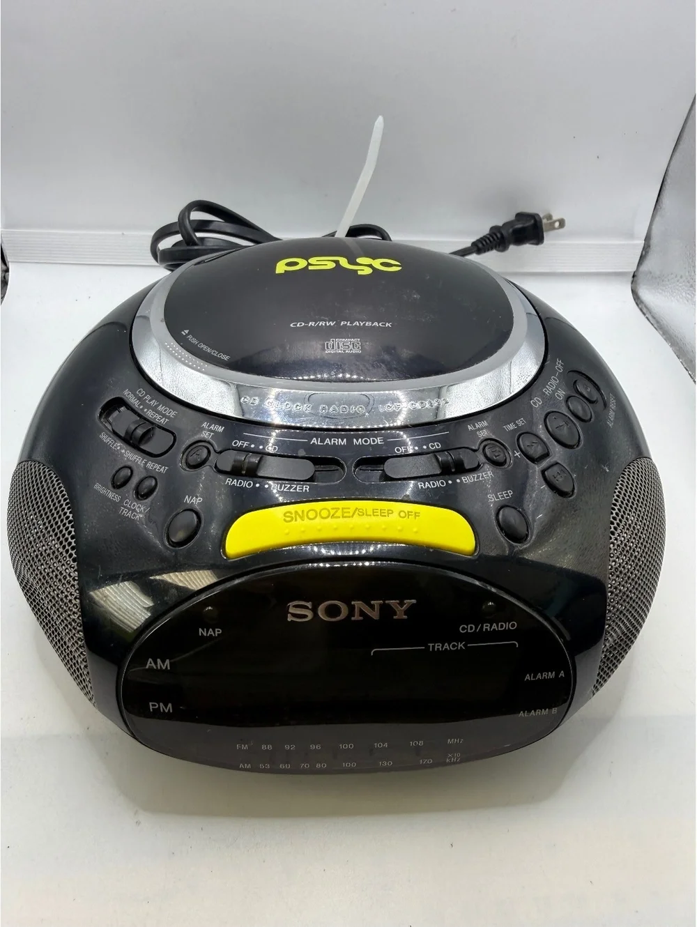 Sony PSYC ICF-CD832 CD Clock Radio AM/FM Player Retro Black - Tested & Working